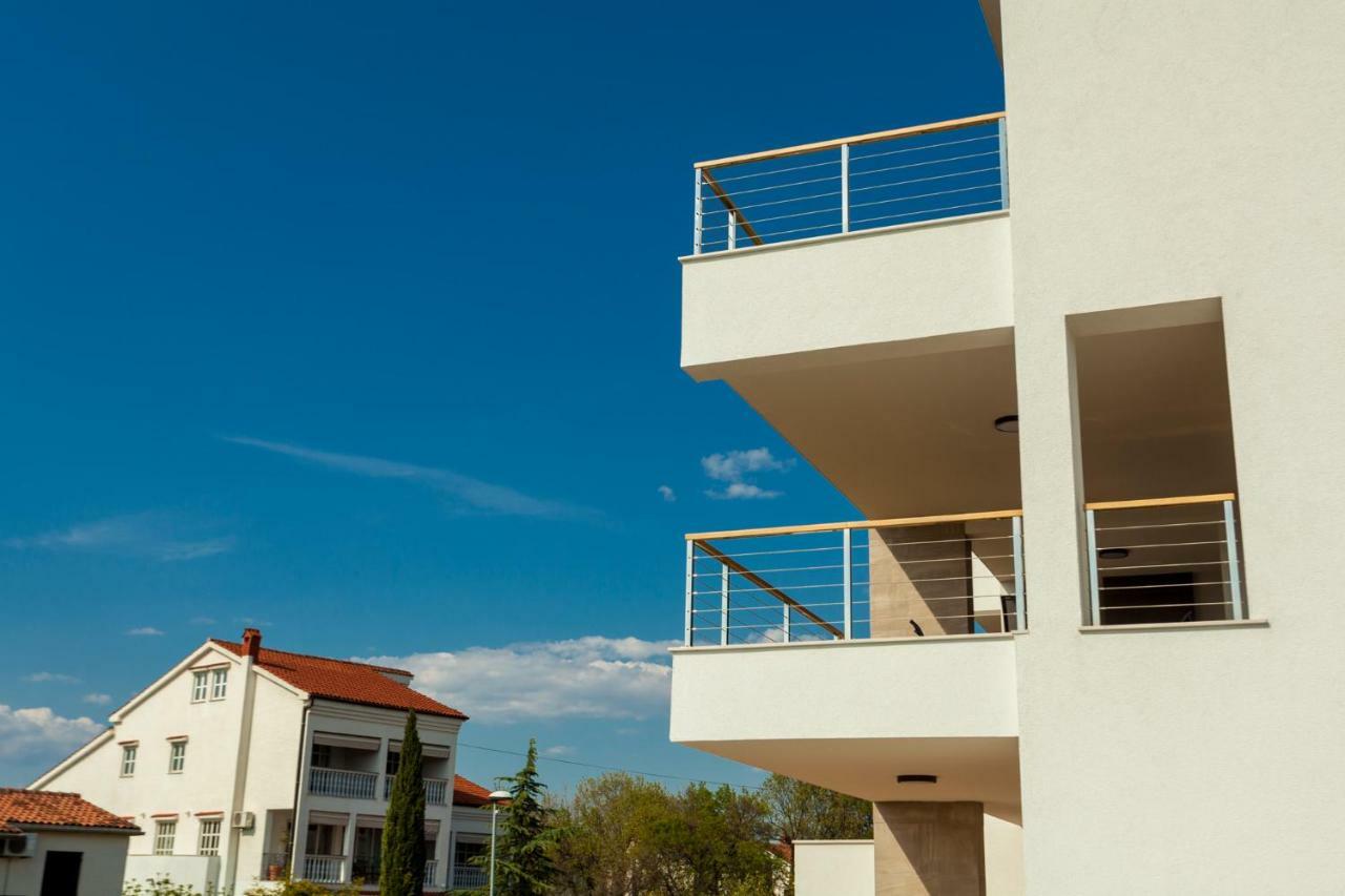 Apartments Kudec By El-Pi Tours Malinska Kültér fotó